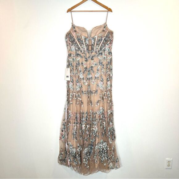 Mac Duggal‎ Size 12 Floral Embroidered Spaghetti Strap Trumpet Gown Maxi Dress - Picture 9 of 11
